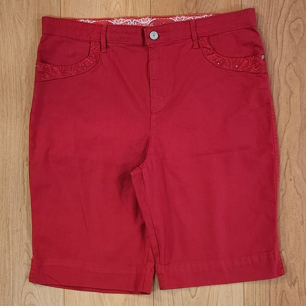 Gloria Vanderbilt Bermuda Shorts